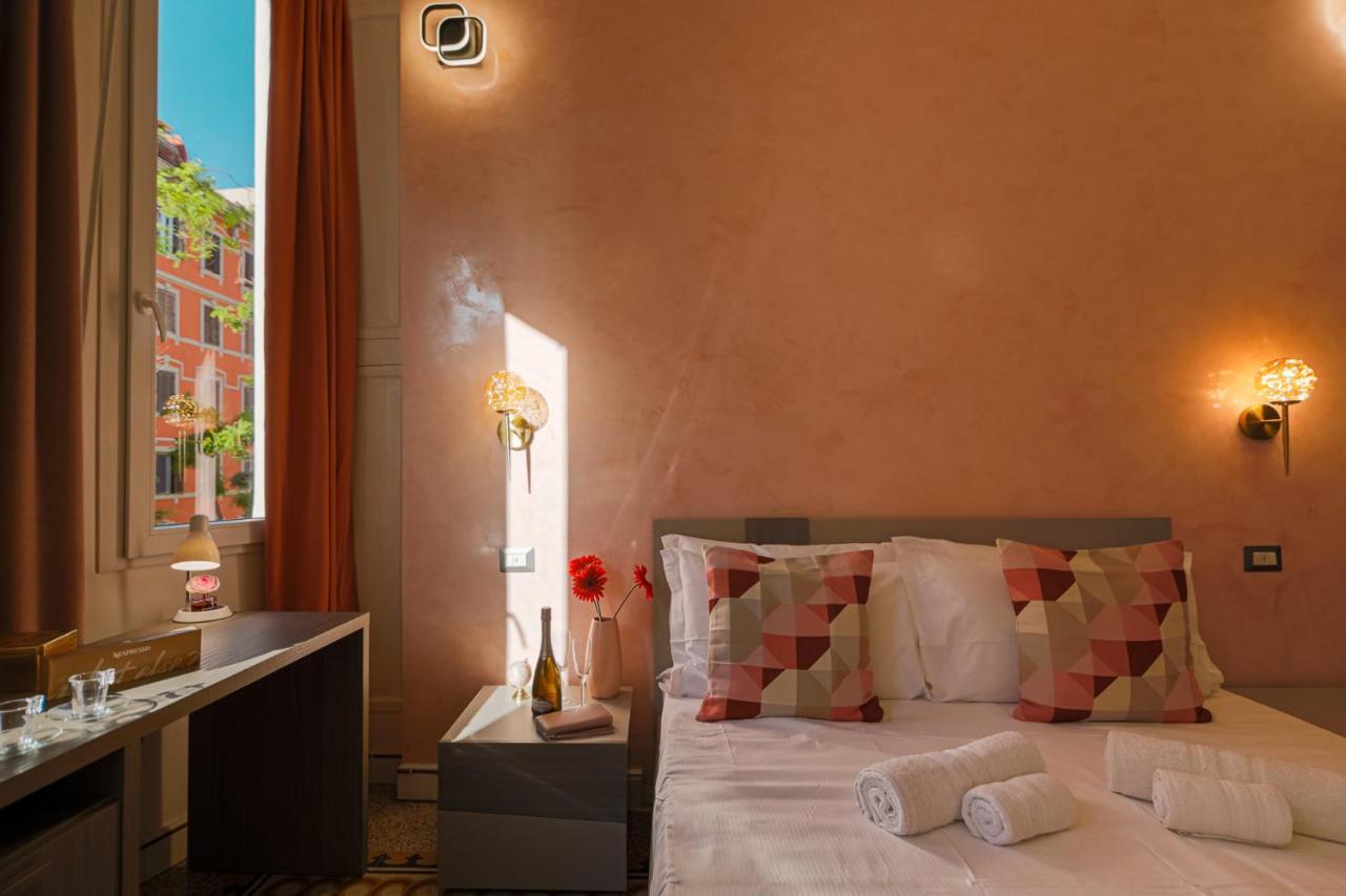 Erreggi Luxury Rooms Rome Luaran gambar